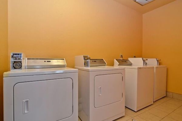 HiWay Inn Express of Broken Bow
